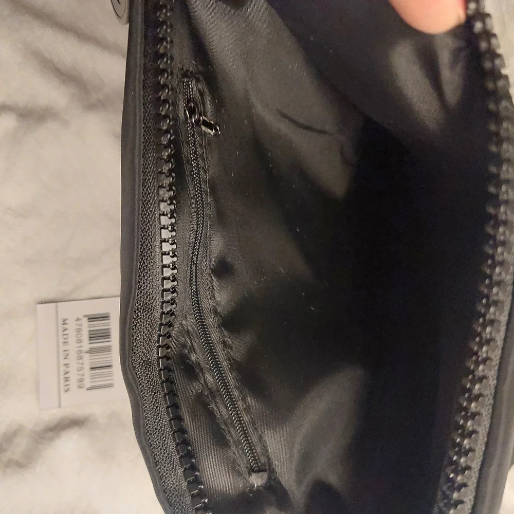 CHANEL Cream and Black Logo Protective Dust Cover